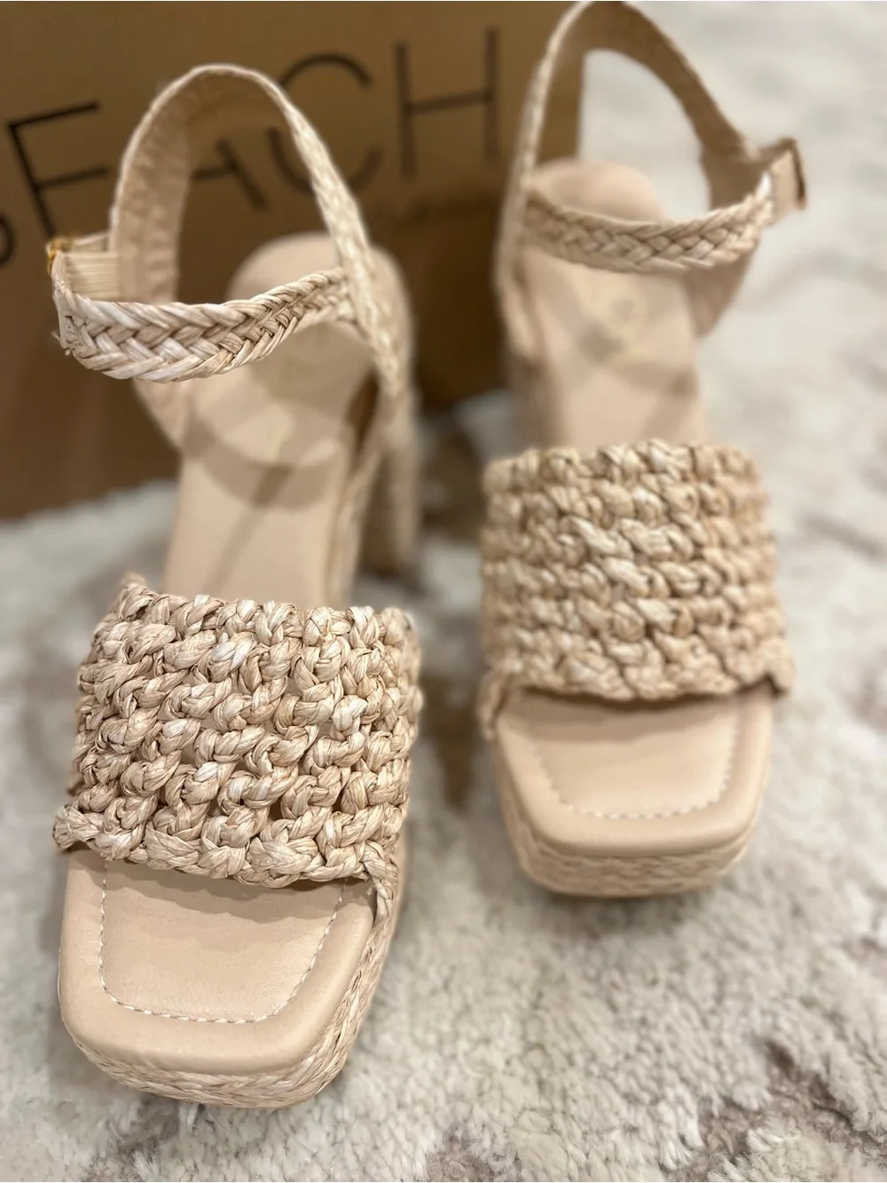 BEACH by Matisse Rivera Raffia Platform Sandals Women’s 9M Natural Woven Heels